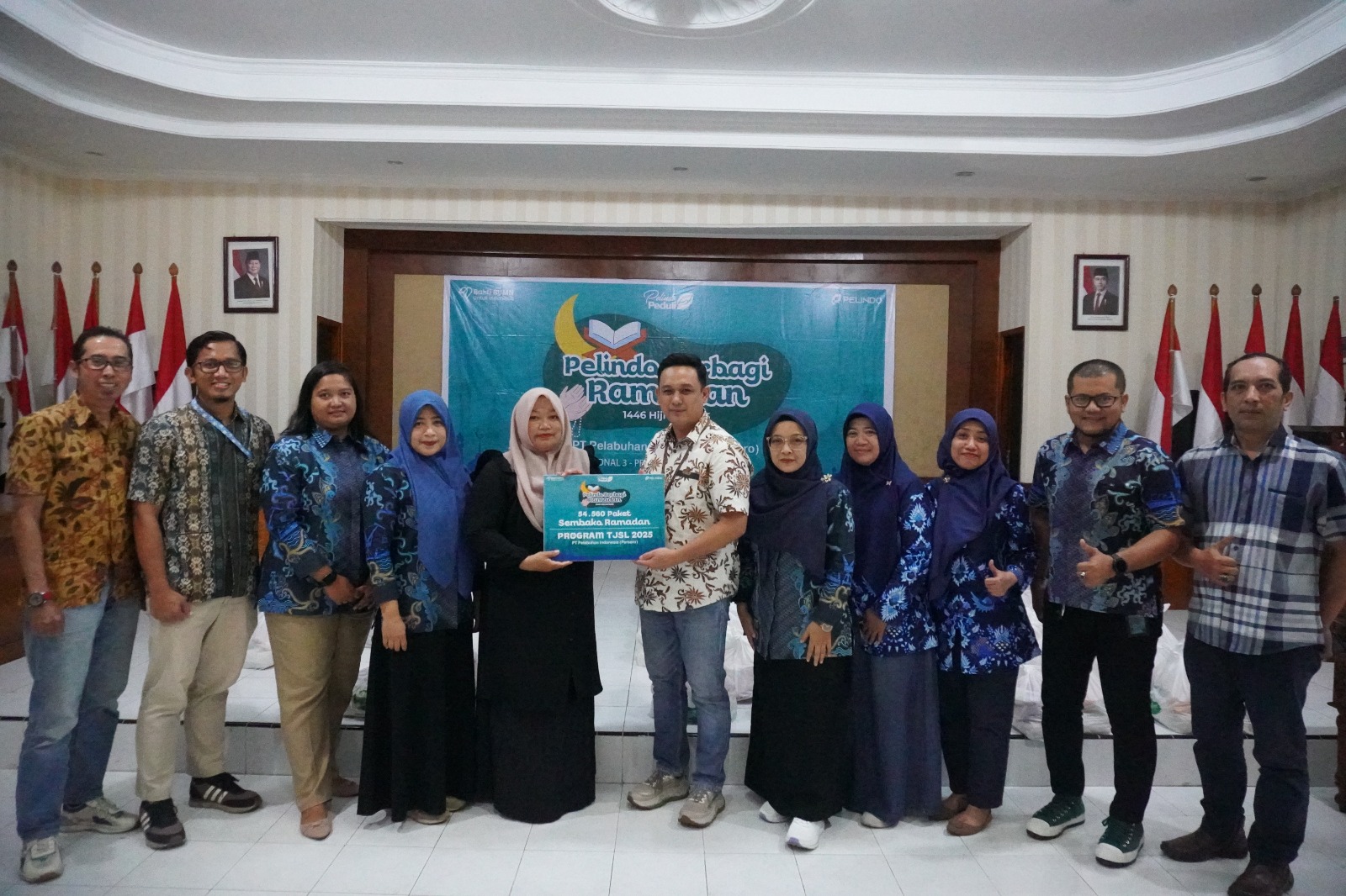 Gambar GM Pelindo  & PIP Pelindo Cilacap Bukber bareng Guru-guru TK Barunawati Cilacap